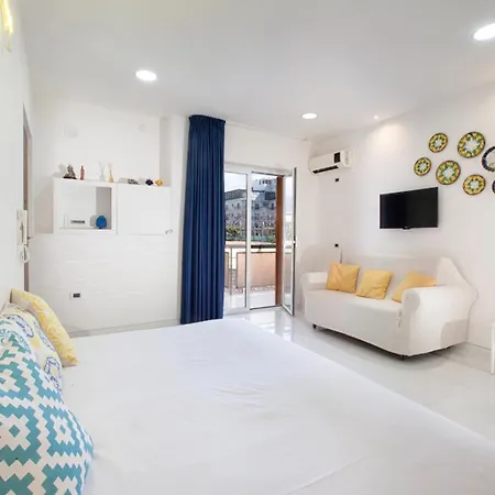 Bed and breakfast Les Chic Sorrente Extérieur photo