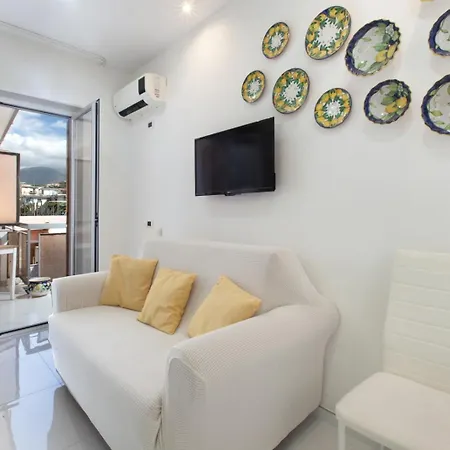 Bed and breakfast Les Chic Sorrente Chambre photo